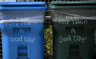 Chicago’s Blue Cart Residential Recycling Program