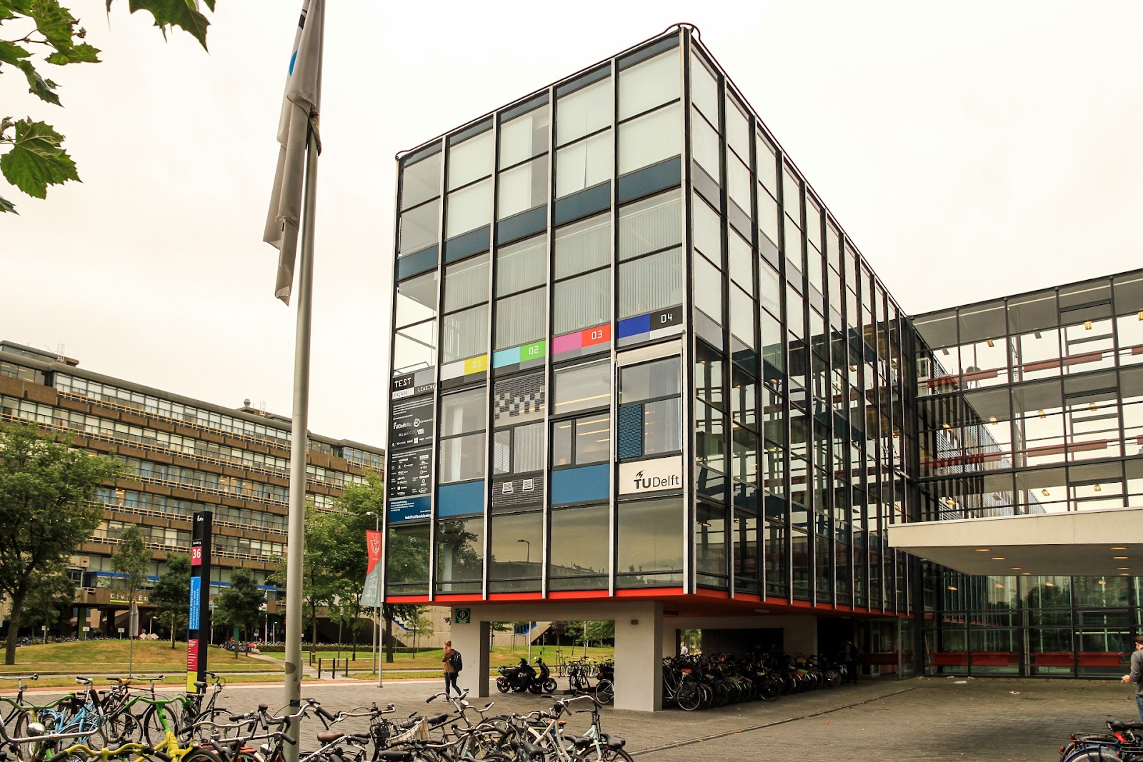 Facade Leasing