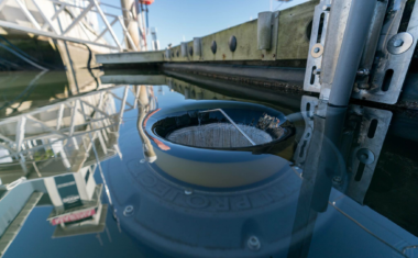 Floating Rubbish Bins. Seabin Technology